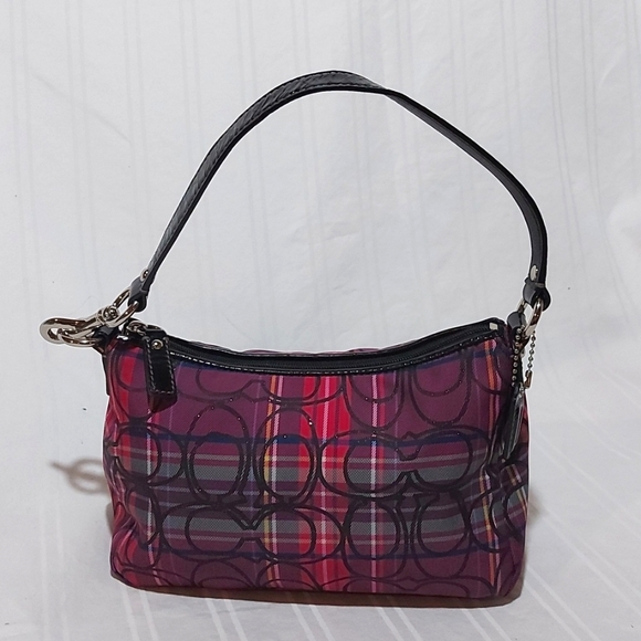 Coach Handbags - COACH SHOULDER BAG!